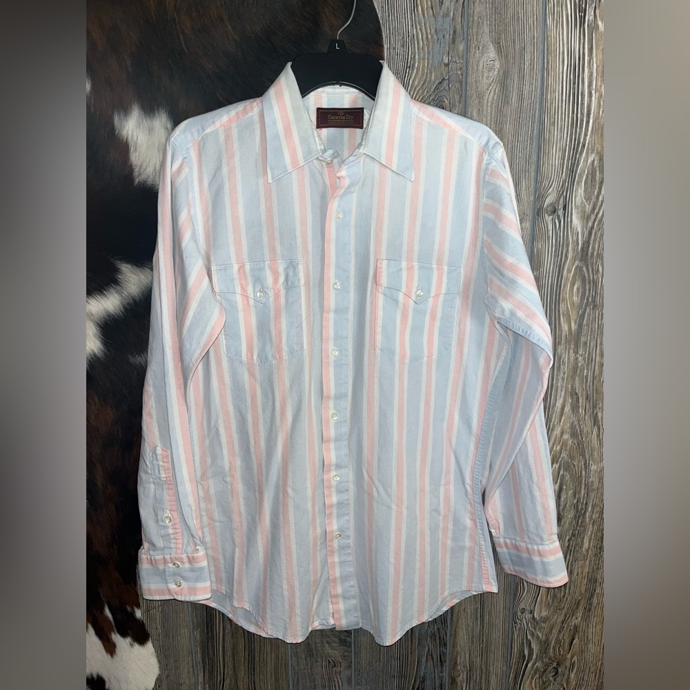 Vintage Cimarron City size medium red, white and blue button down long sleeve